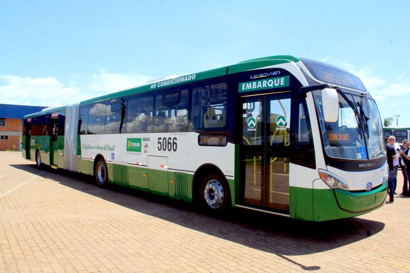 Ônibus articulados passam a circular em Cuiabá no primeiro dia do ano