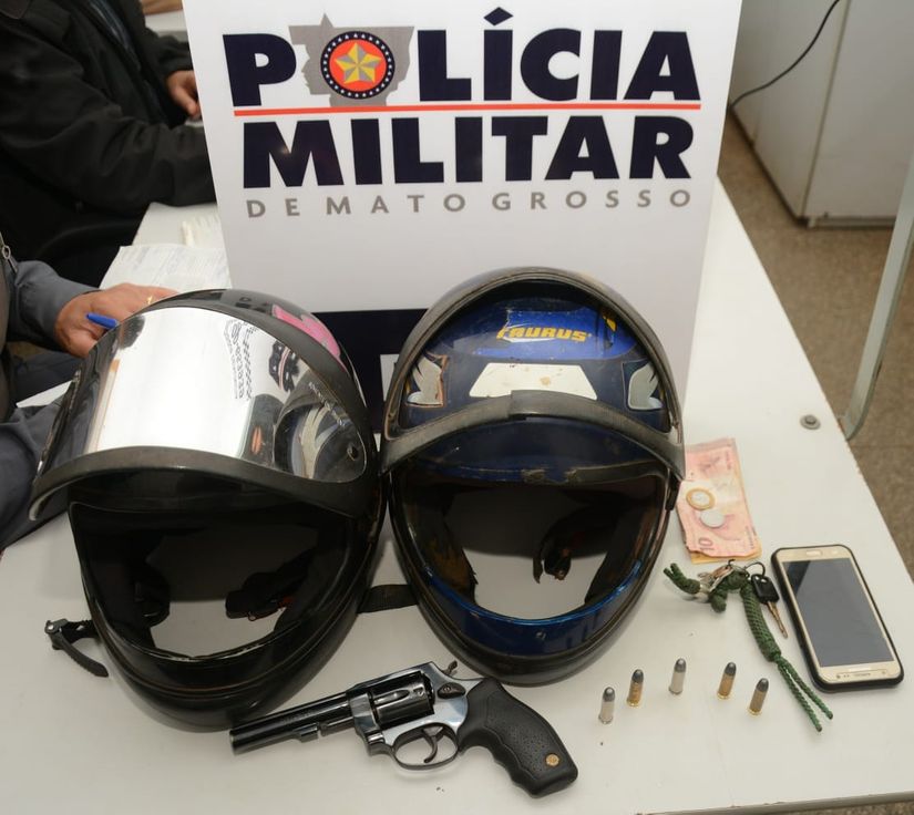 Suspeitos são presos pela PM com revólver e munições em Rondonópolis