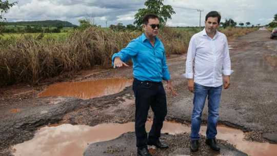 Botelho percorre municípios do Médio-Norte e anuncia investimentos