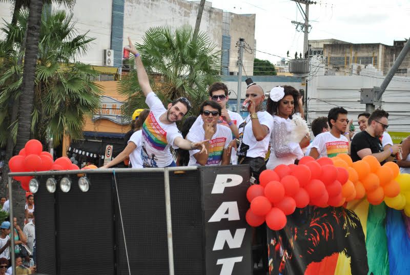 17ª Edição da Parada de Diversidade Sexual acontece neste sábado (16)