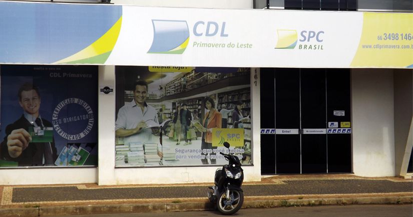 CDL realiza mais de mil consultas ao SPC e Serasa por mês
