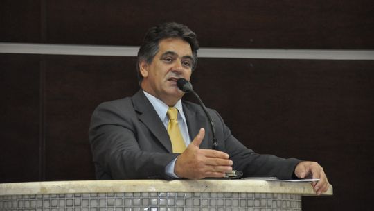 Mutum diz que venda de terrenos em distritos industriais não precisam autorização da Câmara