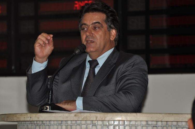 'Casca de ovo' da travessia urbana vai envergonhar Prefeitura, diz vereador