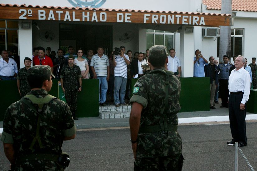 Governador quer presença permanente das Forças Armadas na fronteira