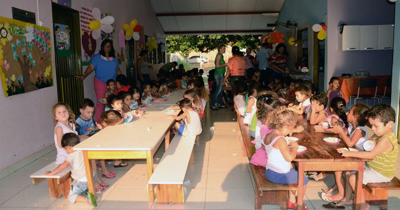 Após decisão judicial, alunos da rede municipal voltam às aulas