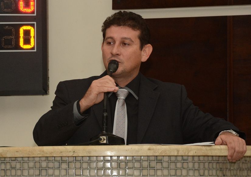 Rodrigo da Zaeli critica Governo do Estado pelo cancelamento de vestibular da Unemat