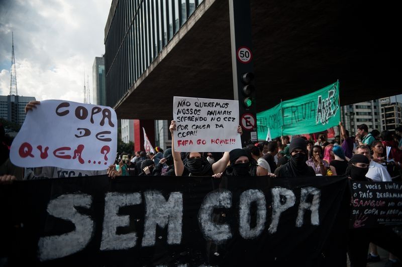 Aliados de Dilma já temem efeitos de protestos no resultado das eleições 2014