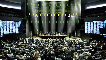 Câmara conclui votação de MP da pensão por morte; texto vai ao Senado