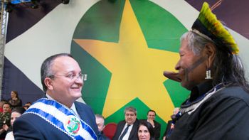 Convidados especiais para posse de Taques, índios pedem atenção aos governantes