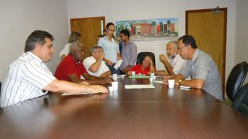 Vereadores começam discussões visando adequar Câmara para receber novos legisladores