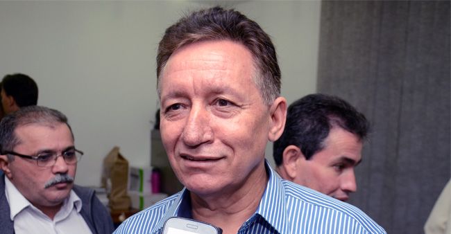 Presidente do DEM de Rondonópolis também abandona Taques e vai de Riva