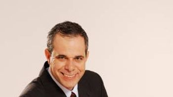 Candidato a vereador em Cuiabá tem até 24 horas para retirar outdoor com propaganda irregular 