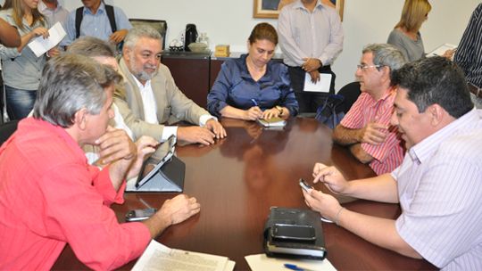Candidatos acreditam que projeto “Dignidade Eleitoral” pode garantir eleições limpas