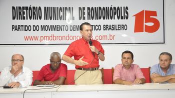 Bezerra diz que pode sair a cargo majoritário e Adonias se lança à federal