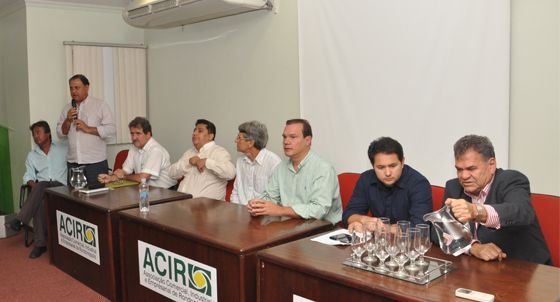 Encontro que discutiu obras da Travessia Urbana durou mais de 4 horas e terminou sem solução