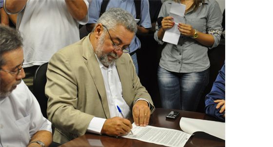 Assessor de Percival Muniz nega crime e diz que pedido de impugnação tem fundamento legal.