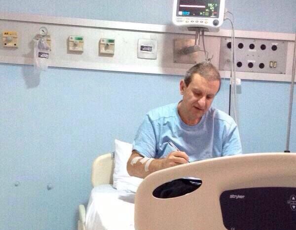 Youssef apresenta sinais vitais dentro da normalidade, informa boletim médico