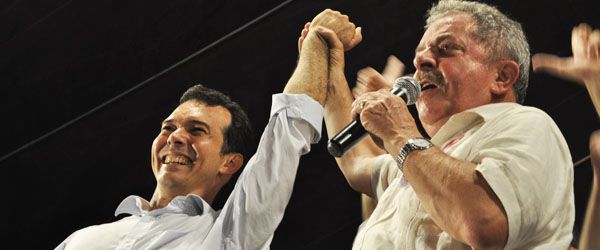 Lula sobe no palanque de Lúdio e diz que petista é o mais preparado para administrar Cuiabá