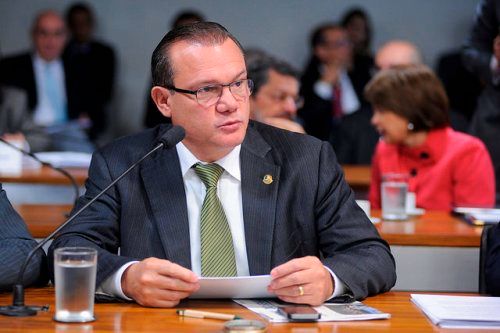 Câmara retoma debate sobre "Diretas Já" no Judiciário