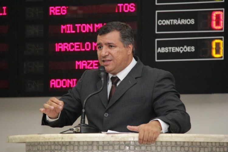 Vereador envia ofício ao Executivo solicitando a abertura de diálogo com servidores