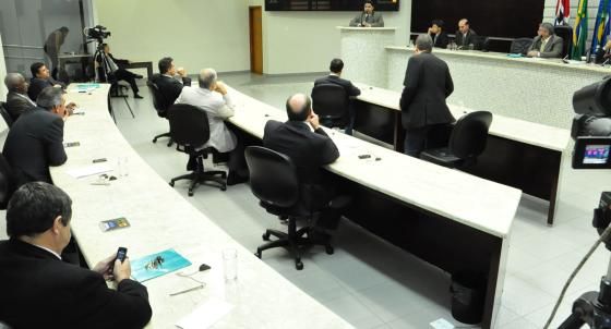 Vereadores realizam Sessões Extraordinárias para projetos de última hora