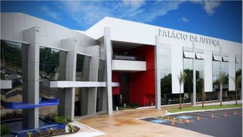 Obras do VLT são mais uma vez suspensas em Cuiabá