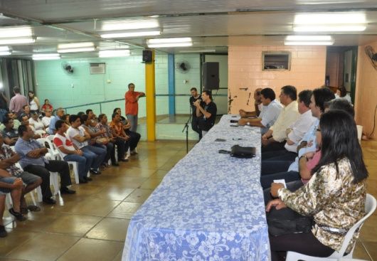 Descaso com a Vila Operária gera 'bronca' de moradores em audiência pública