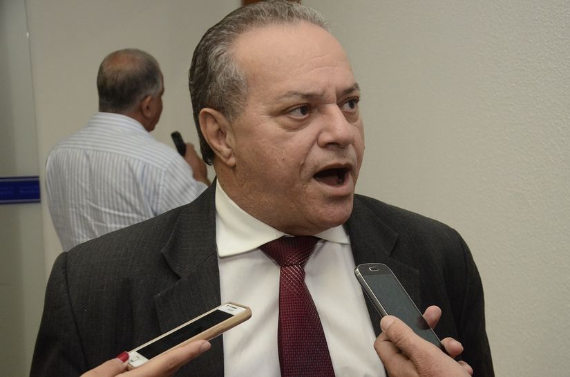 Vereador assume 'paternidade' de rádio da Câmara