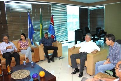 Percival se reúne com coordenador da Casa de Apoio em Barretos