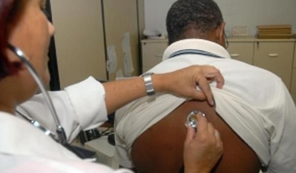 Senadores querem aprimorar o Programa Mais Médicos