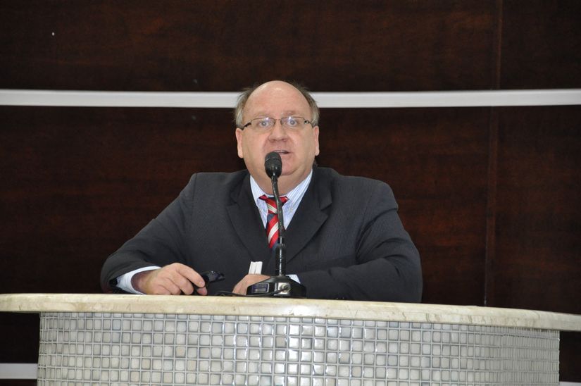 Manoel da Silva Neto pode ser alternativa do PMDB para a Prefeitura