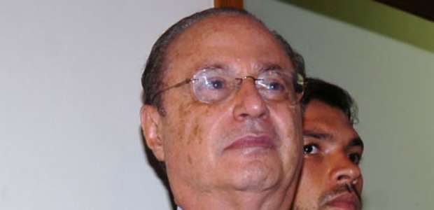 Maluf oferece US$ 1 mi para encerrar processo em Nova York