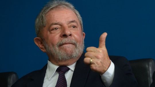 Lula defende Graça Foster e vê 'motivação política' em vazamento de informações