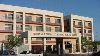 TRE suspende propaganda irregular e multa coligação “Todos por Rondonópolis” 