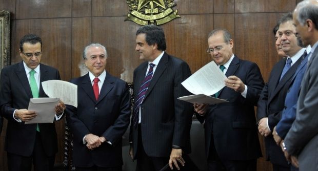 Congresso recebe sugestões de temas para plebiscito da reforma política 