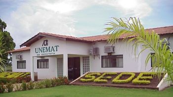 Demora em reembolso leva rondonopolitanos a temerem calote da Unemat