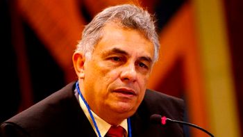STJ mantém Humberto Bosaipo afastado por mais um ano do TCE-MT