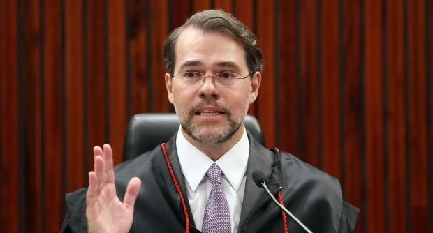 Novo presidente do TSE defende cadastro único de eleitores e polemiza sobre campanha antecipada