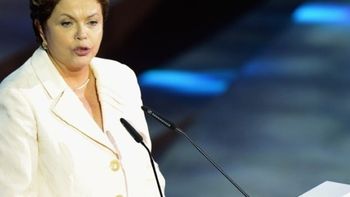 PR supera impasses com governo e aprova apoio a Dilma