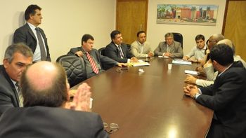 Câmara adia votação e decide ampliar discussão sobre concurso na Prefeitura