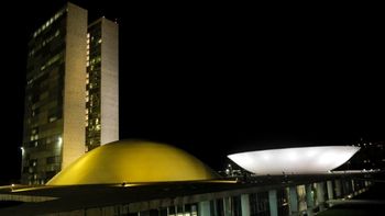 Congresso adere à campanha de prevenção ao suicídio