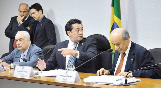 CPI da Petrobras no Senado convoca Graça Foster e Cerveró