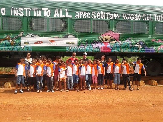 Vagão Cultural beneficia mais de 250 crianças em Rondonópolis
