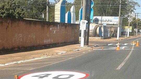 Setrat pinta limites de velocidade distintas em mesmo trecho da Fernando Correia