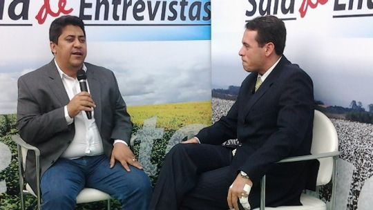 Ananias diz que 'apenas' 473 serão demitidos e ameaça pedir prisão de empreiteiros em Rondonópolis
