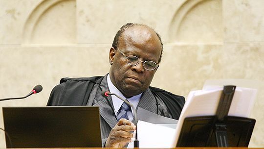 Condenados do mensalão poderão ser presos durante recesso do STF