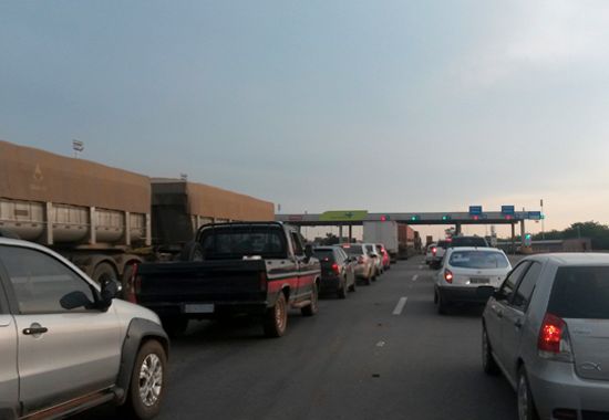 Pedágio da Rota do Oeste não tem procedimento para motoristas sem dinheiro para pagar taxa