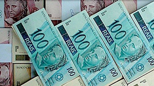 Decisão da justiça liberando VLT alivia candidatos governistas nas eleições municipais