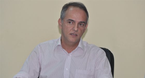 Juiz concede liminar favorável a anulação de posse de Regina Celi 