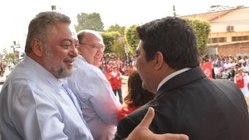 Cordialidade marca participação candidatos em desfile da Independência